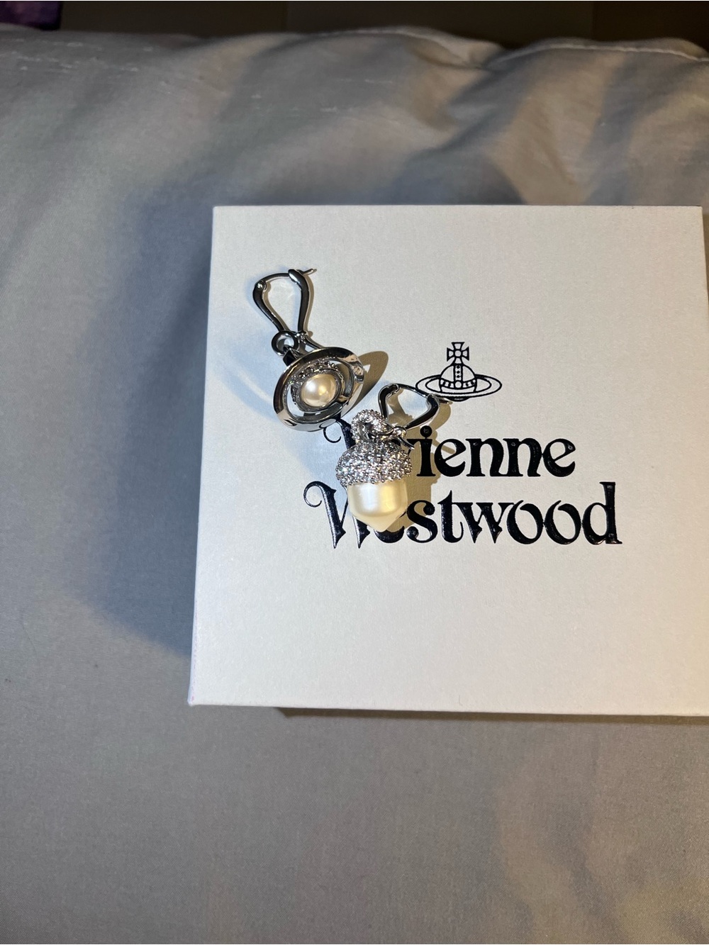 Vivienne Westwood Silver Orb Pearl Drop Crystal Acorn Pendant Earrings - Picture 3 of 5